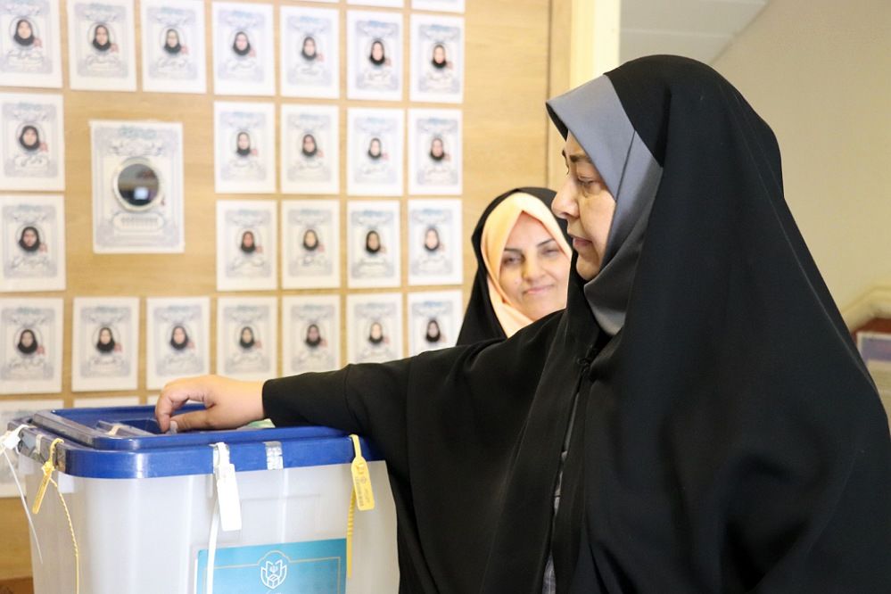 حضور پرشور مردم شهرری و قیامدشت در پای صندوق‌های رأی