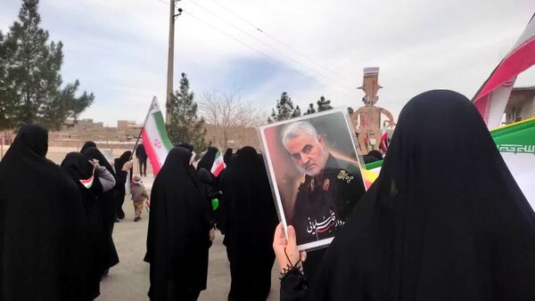 راهپیمایی 22 بهمن در روستای صرم قم