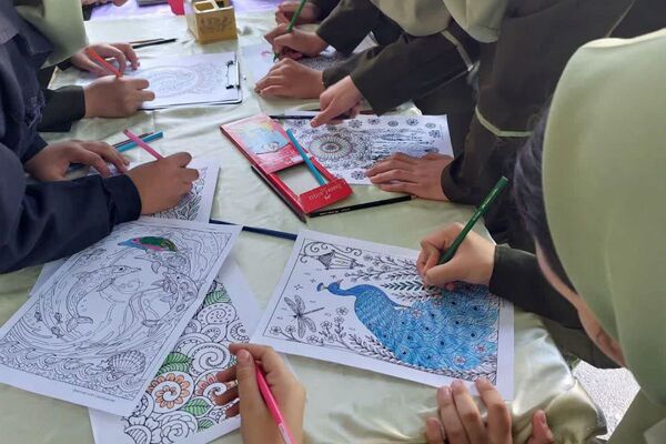 ایستگاه نشاط برای دانش‌آموزان بهارستانی