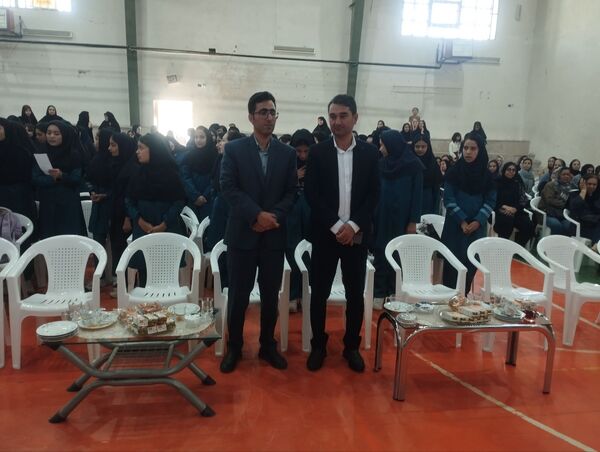نواختن زنگ جوانه‌ها در شیروان