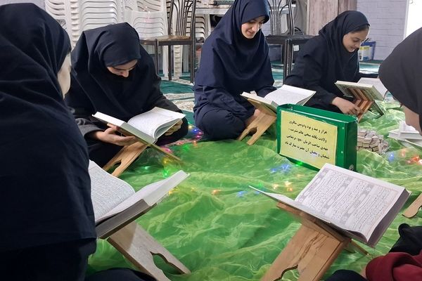 محفل انس با قرآن در نیمه‌شعبان