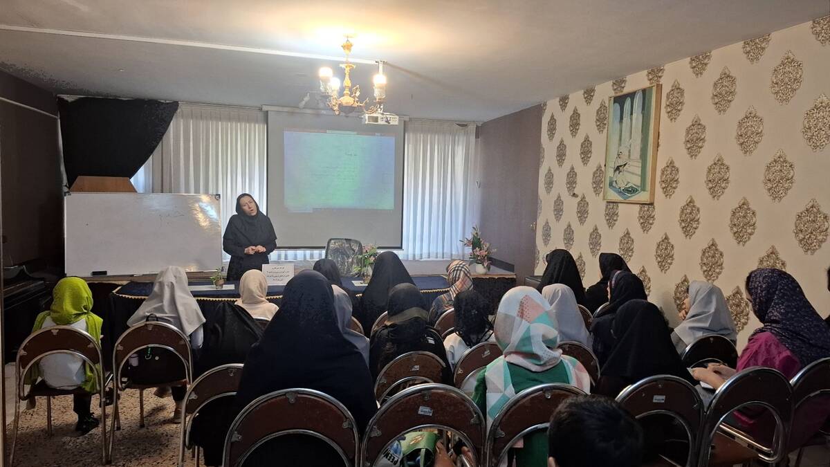 دومین کارگاه آموزش مقدماتی خبرنگاری در کانون تربیتی ۱۵خرداد ناحیه ٣مشهد