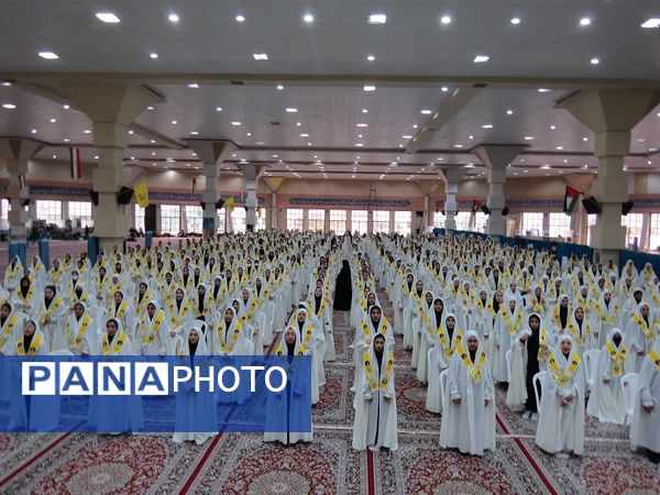 تمرین آمادگی گروه پیشتازان برای اجرا در اجلاسیه سراسری نماز