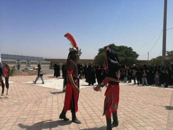 تعزیه‌خوانی اباعبدالله الحسین در روز عاشورای حسینی در روستای نقاب