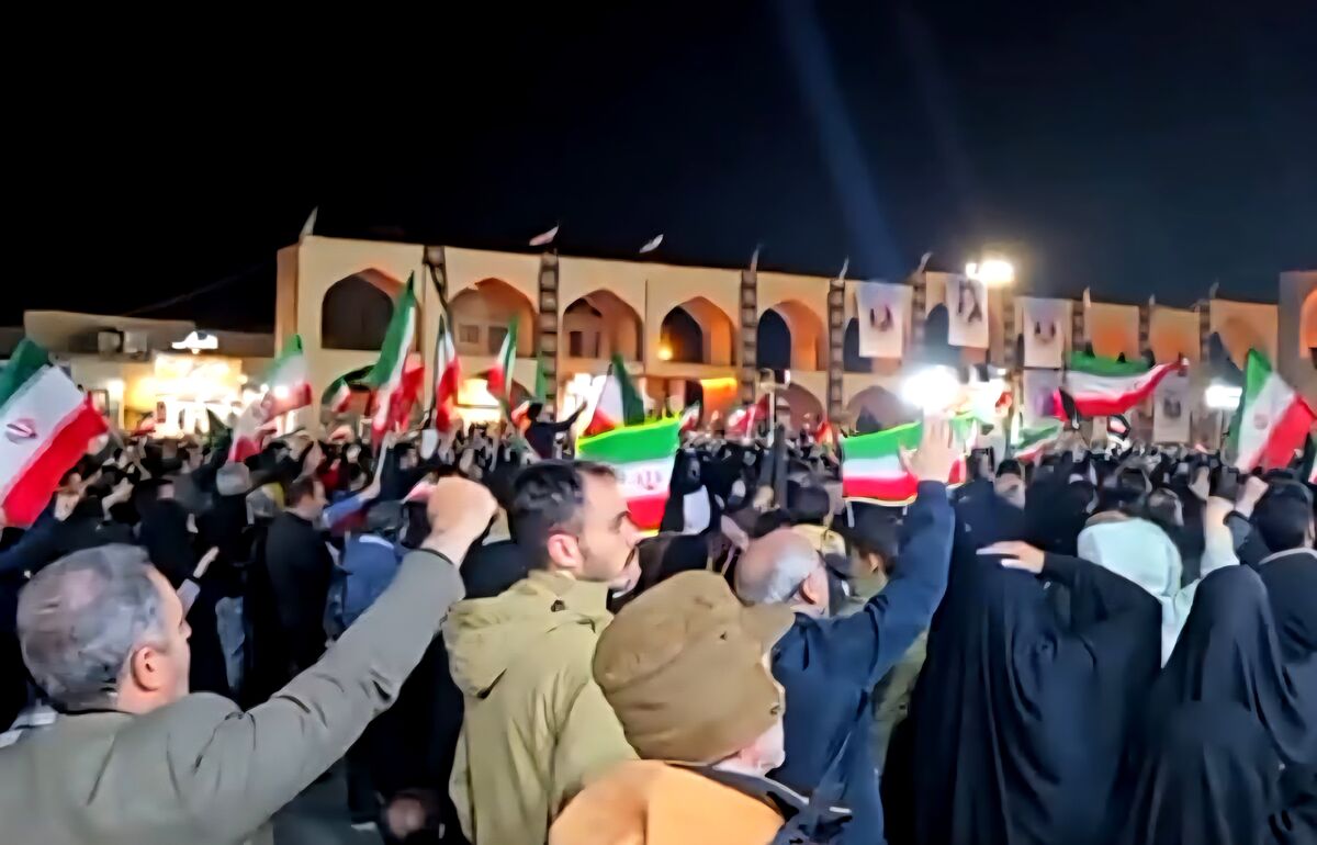 شب های پر از نور و ایمان در ایران