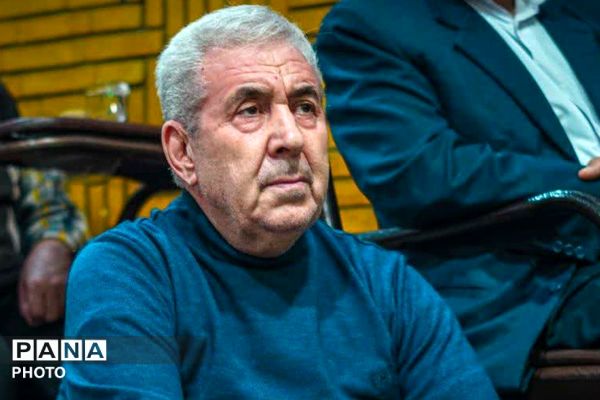 برپایی سفره افطاری در مسجد علی ابن ابیطالب نسیم‌شهر