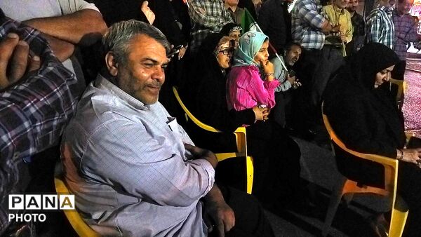کافه گفتگوی حسینیه امام در هشتاد و هفتمین شب از اجتماعات مردمی 