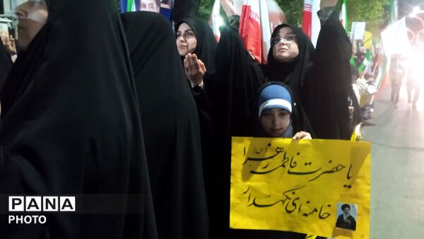 بیست و نهمین شب از اتحاد مقدس مردم کاشمر در کف خیابان 
