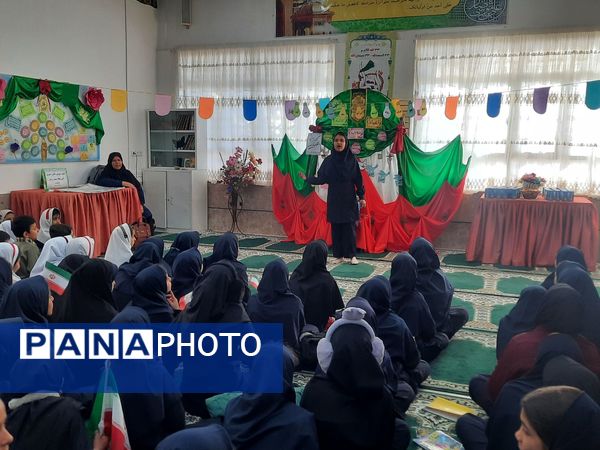 جشن انقلاب در آموزشگاه شهید رزمی