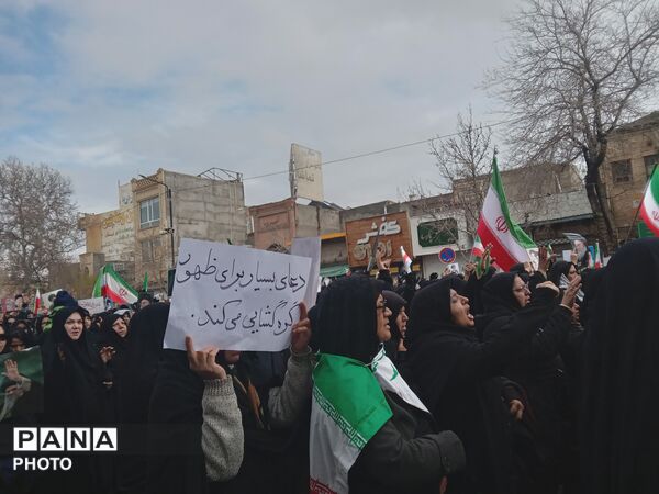 قاب پانا میزبان مراسم تشییع پیکر شهدا نیشابور 
