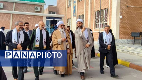 آیین افتتاح همزمان دبستان و کلنگ‌زنی سالن مطالعه مجموعه امام حسین(ع) در مشهد