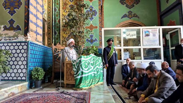 مراسم غبارروبی ضریح مطهر حضرت سلطانعلی(ع) همزمان با میلاد پیامبر(ص) و امام صادق(ع) در مشهد اردهال