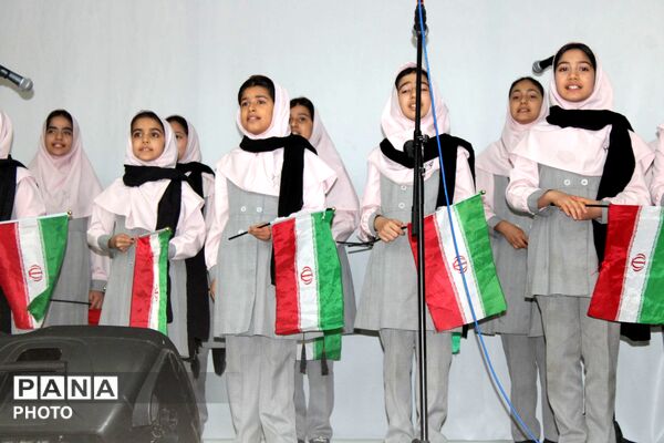 روز سوم جشنواره سرود مقاومت در بجنورد؛ طنین وحدت و ایمان از راز و جرگلان تا فاروج