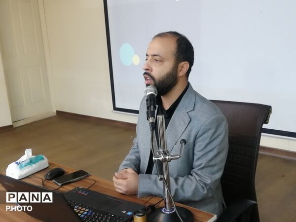 کارگاه توانمند سازی آموزش تخصصی خبرنویسی برای مربیان پرورشی 