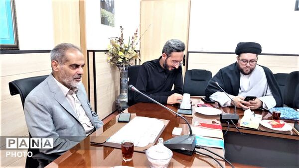 آیین تقدیر از دانش آموزخبرنگاران برگزیده پانا ناحیه 3 قم