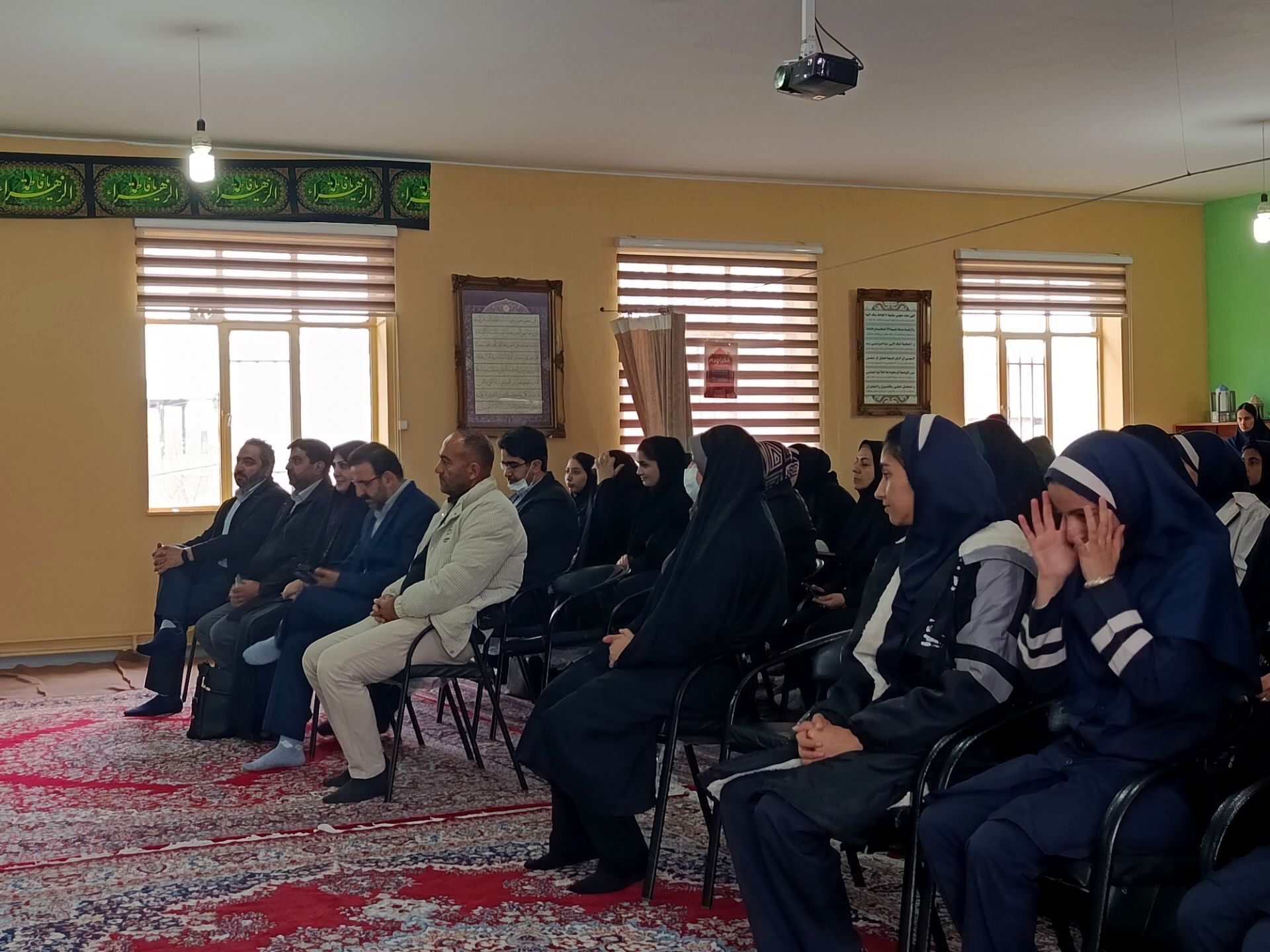 نواخته شدن زنگ هفته پژوهش در دماوند