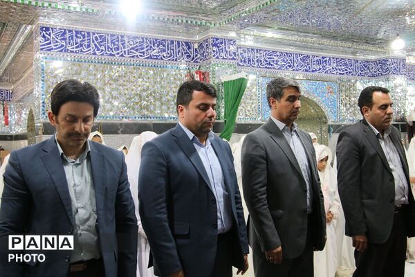 طنین بندگی در جشن تکلیف دانش‌آموزان دختر شهرستان قرچک