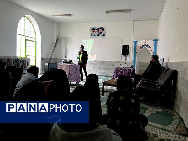 کارگاه آمادگی برای امتحانات نهایی در دبیرستان فاطمه الزهرا(س)