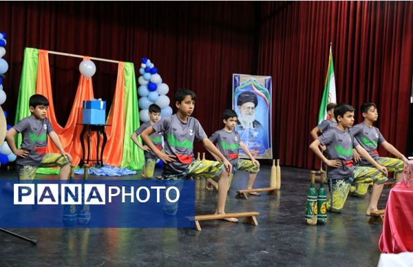 مراسم هفته آگاه‌سازی نسبت به معلولیت طیف اوتیسم