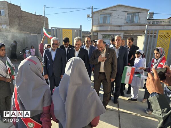 افتتاح دبستان شش کلاسه لاج شهرستان خواف 