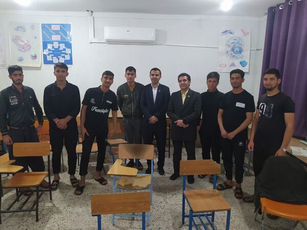  بازدید از دبیرستان‌های دخترانه عشایری عفاف و شبانه‌روزی پسرانه عشایری فارس