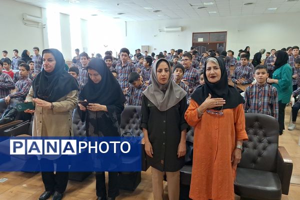 پایان مقطع ابتدایی گام مهمی به سوی مقطع متوسطه است