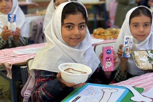 روز جهانی پوکی استخوان در مدارس شهرستان ملارد