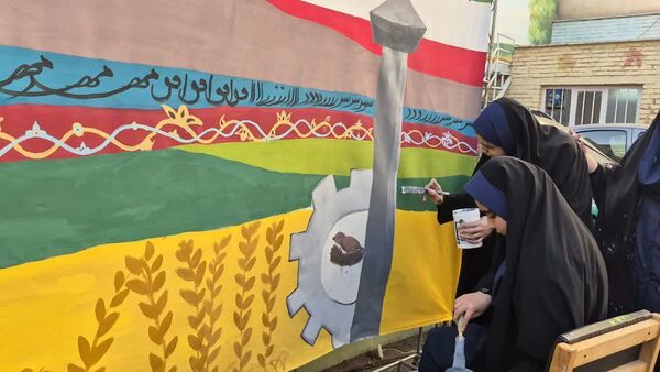 صدای انقلاب طنین انداز شد