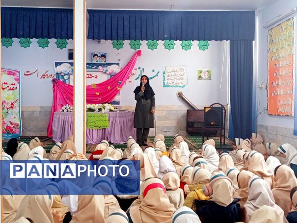 مراسم ولادت حضرت زهرا(س) در دبستان سمیه