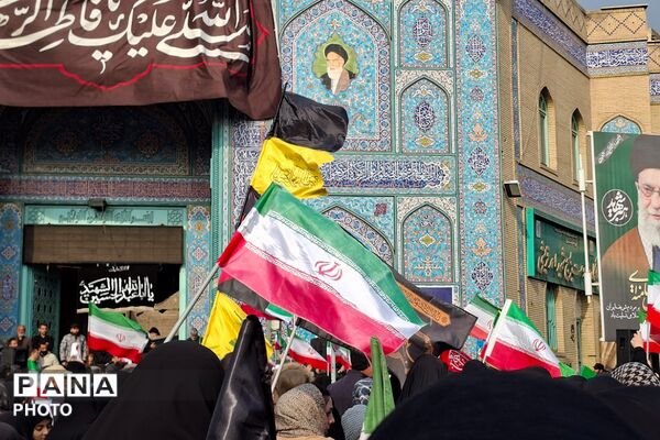 بیعت مردم قرچک با سومین رهبر نظام مقدس جمهوری اسلامی ایران