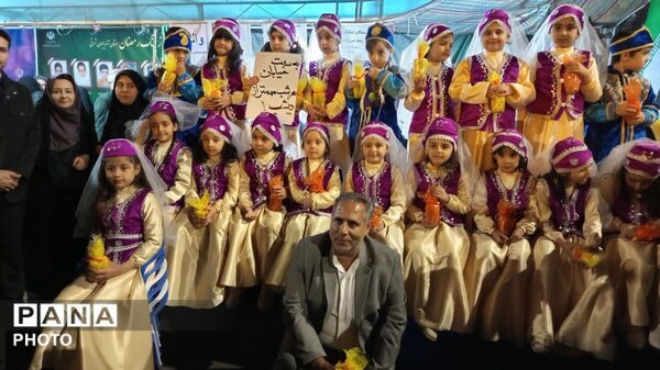 تجمعات شبانه میدان ساعت تبریز