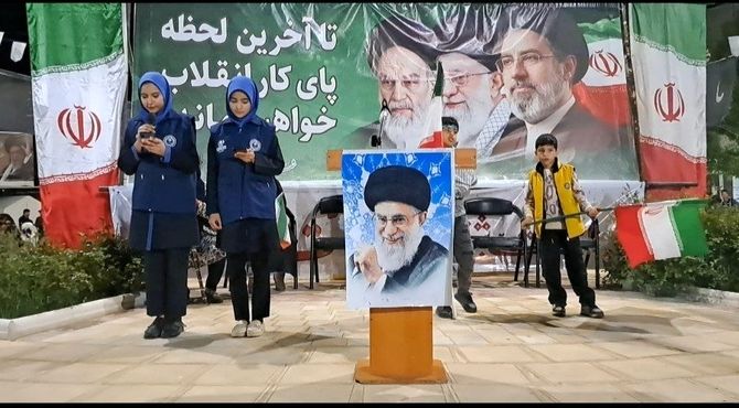اجرای زنده نمایش خیابانی «مدرسه شجره طیبه میناب« توسط پیشتازان شهرستان راز و جرگلان
