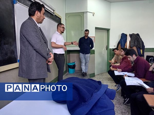 گفتگو با قبول شدگان کنکور دبیرستان نمونه آیت‌الله خامنه‌ای