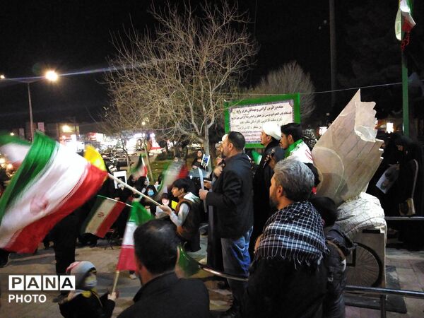 اتحاد و یکپارچگی مردم شهرستان نیشابور در اجتماعات شبانه