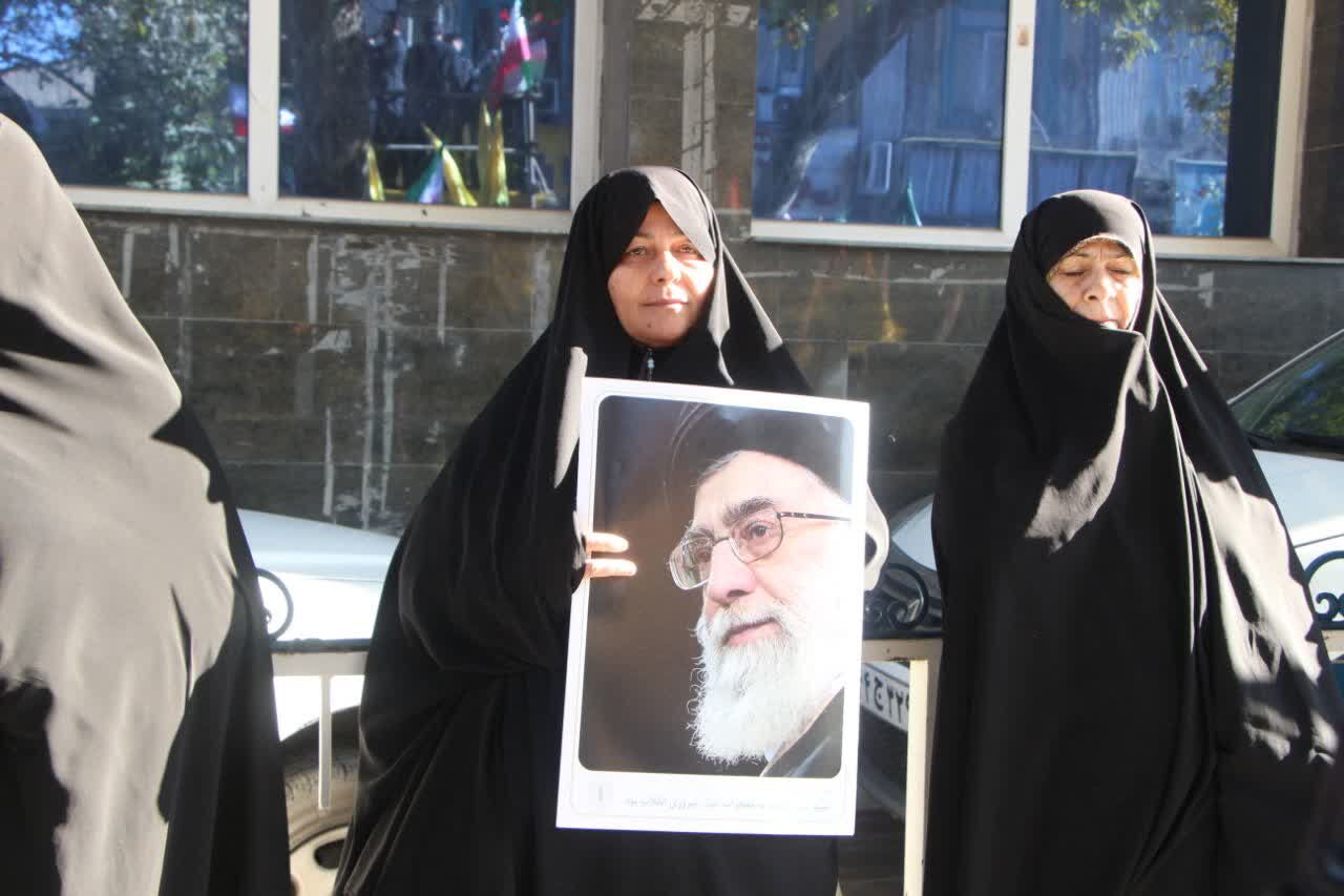 خروش یک‌صدا در حمایت از آرمان‌های انقلاب