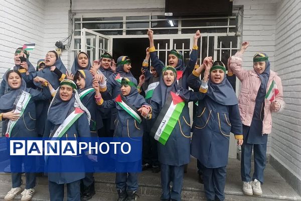 جشن‌ روز غزه در مدارس رودهن 