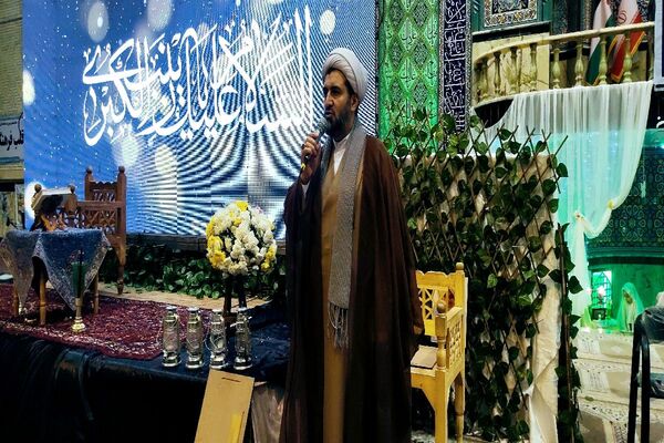 قاب‌هایی از خلوت عاشقانه دانش‌آموزان اسلامشهری در اعتکاف