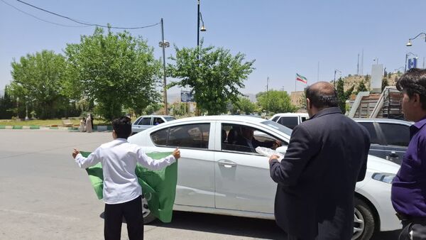 پخش شربت به مناسبت عید سعید غدیر خم در اداره‌کل آموزش و پرورش کهگیلویه و بویراحمد