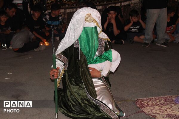 شکوه حماسه عاشورا در اجرای تئاتر شهادت حضرت امام حسین(ع) در نظرآباد