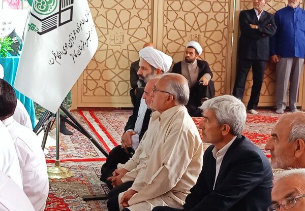 غبارروبی مزار امامزاده سید حمزه کاشمر