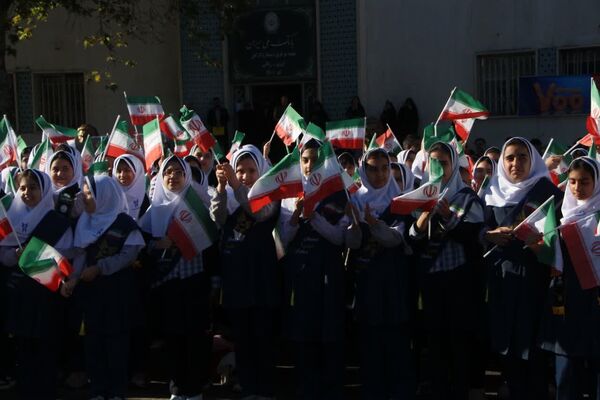 خروش دانش‌آموزان گرگانی در روز حماسه و بصیرت