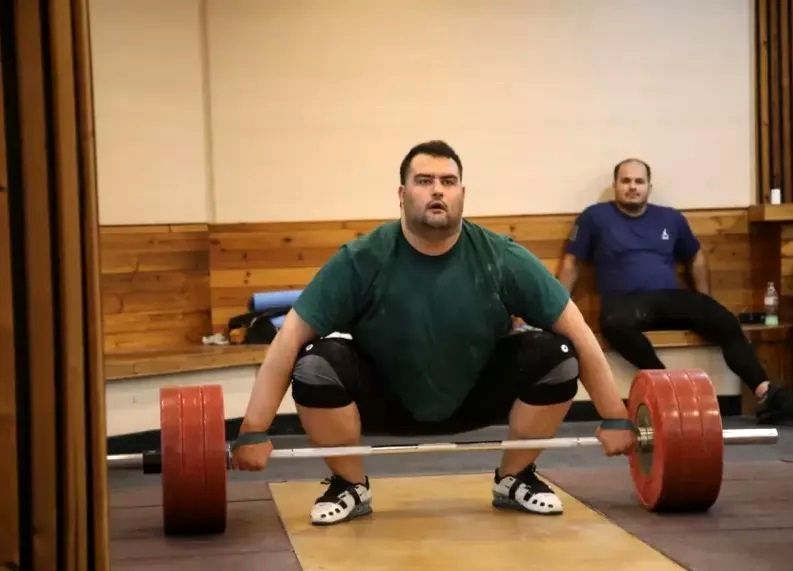 سرعین میزبان پولادمردان وزنه برداری ایران 