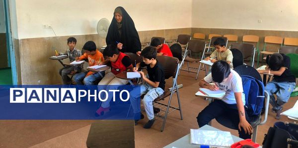 «خوش‌ خط‌ شو» انگیزه‌ای‌ برای رشد خلاقیت دانش‌آموزان‌