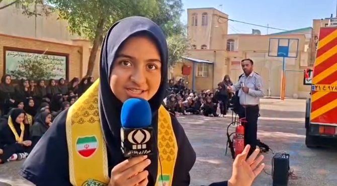 آموزش اطفاء حریق در دبیرستان اخوان کریمی قم