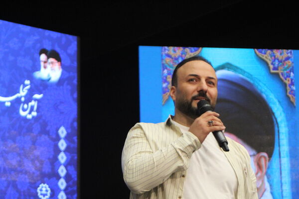  آیین تجلیل از برگزیدگان چهل و دومین دوره مسابقات فرهنگی و هنری دانش‌آموزان شهر تهران