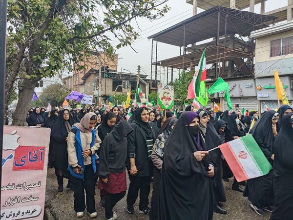 جشن تولد چهل و هفت سالگی انقلاب در گلوگاه 