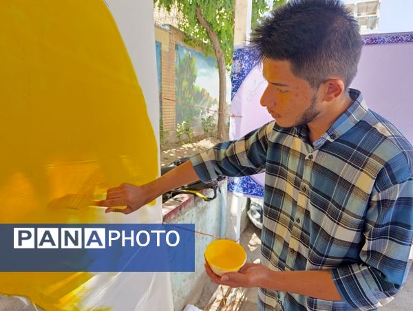 نمایشگاه نقاشی حماسه حسینی در اداره آموزش و پرورش ناحیه ۷ مشهد مقدس