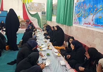 افطار و محفل انس با قرآن در ماه میهمانی خدا در گناباد