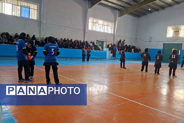 مسابقات ورزشی بین مدرسه‌ای جام اقتدار ایران در قرچک