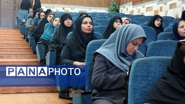 برگزاری برنامه آموزشی ویژه رابطان مشاور مدارس ابتدایی 